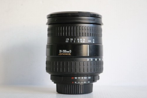 Nikon fit sigma - 28-200, mm
