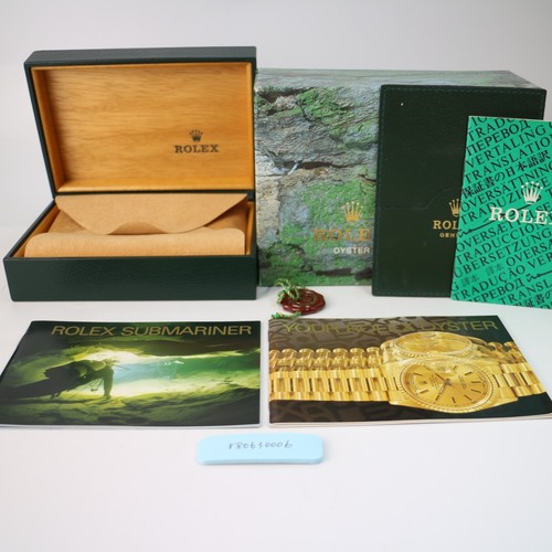 Rolex 16610 submariner watch - rolex,