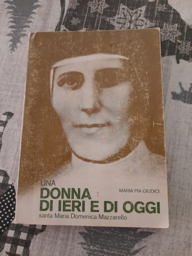 Una donna ieri oggi - di, e