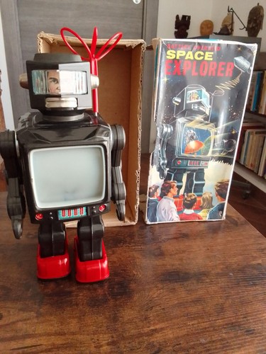 Robot space explorer - explorer,