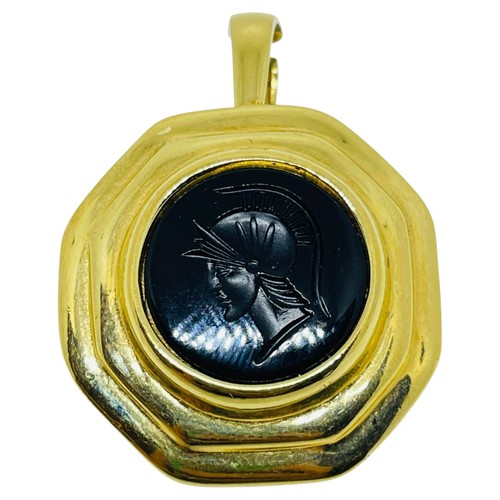 Ciondolo vintage tono oro