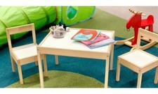 IKEA LATT Set di mobili per bambini tavolino e 2 sedie legno pino pino nuovo