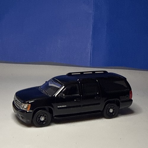 596 chevrolet suburban - 596, 1:64
