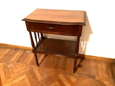 COMODINO O TAVOLINO IN MOGANO DEGLI ANNI 60