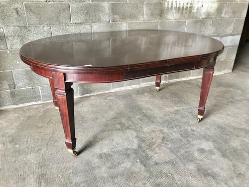Elegante tavolo rotondo - elegante,