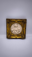 81840 Quadro con putti in pasta di marmo