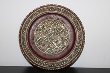 Piatto in Legno Intarsiato Vintage con Micro Mosaico – Stile Boho