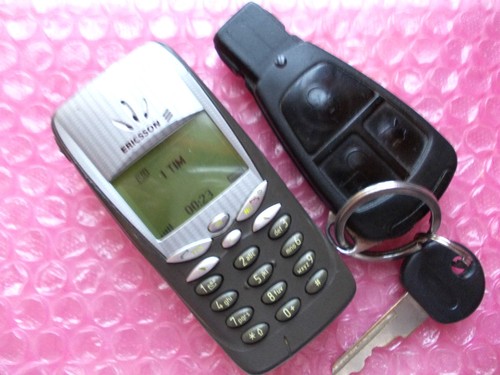 Telefono cellulare ericsson - cellulare,