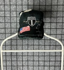 Cappello berretto con borchie