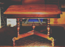 Tavolo antico in noce primi '800