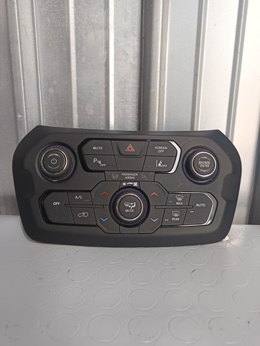 Comando clima jeep renegade - jeep,