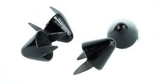 Cono nero UK77 borchie a pois