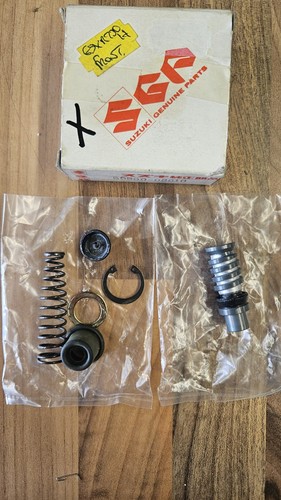Suzuki gsxr750 1100 dal - gsxr750/1100,