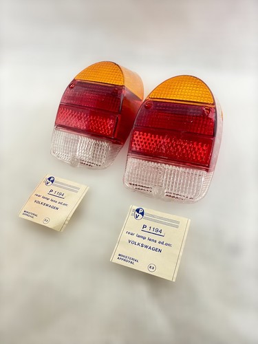 Coppia plastiche fanali post - coppia,