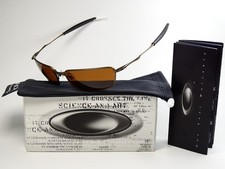 Occhiali da sole Oakley Square Whisker Brown deviazione nanowire ejector WireTap Why