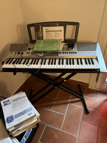 Pianola yamaha psr e413 - pianola,