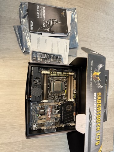 Asus sabertooth x79 lga - x79, 2011