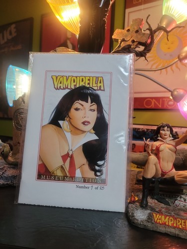 Vampirella museum edition - vampirella,