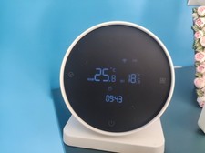 CRONOTERMOSTATO A DISTANZA WIFI A BATTERIA SMARTPHONE APP TUYA  ALEXA GOOGLE 