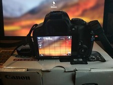 Canon EOS 100d DSLR 18Mpx  con kit EF-S 18mm - 55mm IS STM e Accessori 