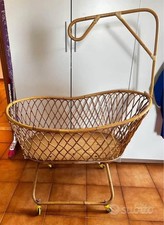 Cesta culla in vimini e bambù a baldacchino per neonato completa di materassino