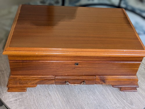 Cigar humidor handsome - humidor,