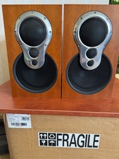 enceintes LINN Akurate 212 , couleur cerise