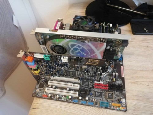 Blocco 939 amd - 4000+, asus