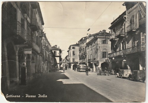 Gattinara vercelli piazza - -,
