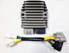 REGOLATORE DI TENSIONE per