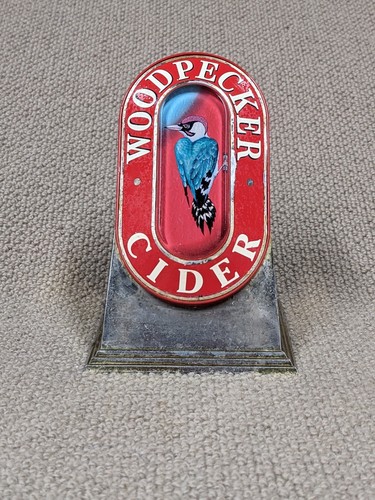 Woodpecker cider bar font - woodpecker,