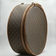 Louis Vuitton Cappelliera