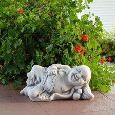 Statua in pietra monaco Buddha