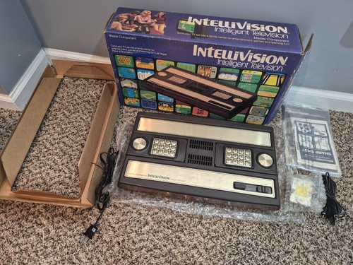 Console mattel intellivision - console,