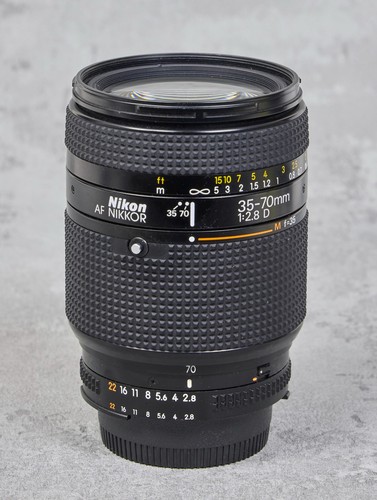 Nikon 1 2 8 - mm, 1:2,8