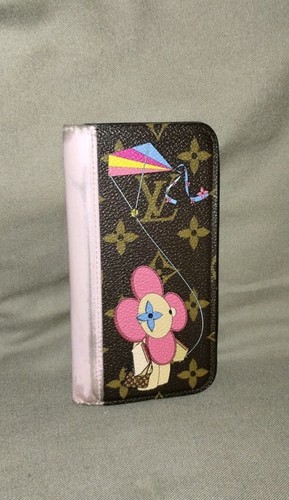Authentic louis vuitton - louis, lv