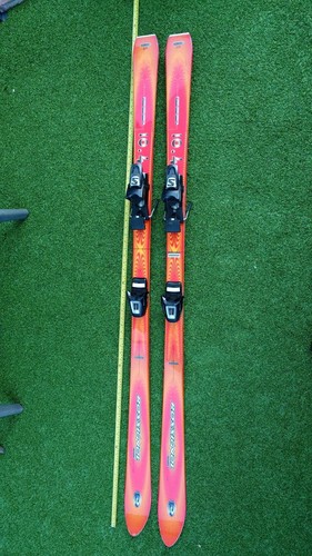 Rossignol toon sculture - rossignol,