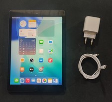 Apple iPad 8 Th Generation 10.2 ,2020 Wifi 128 GB Space Gray Batteria 100%