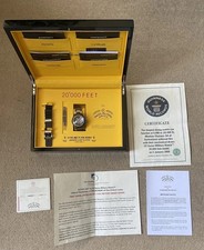 Orologio Charmex CX Swiss Military Divers 20.000 piedi automatico titanio quadrante blu