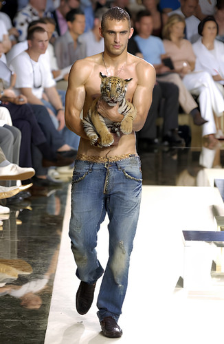 Dolce gabbana runway - dolce, ss05