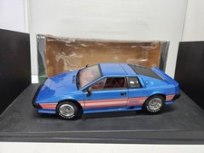 Lotus Esprit Turbo Essex AutoArt 1:18