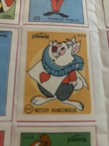 Figurina parata disney - parata,