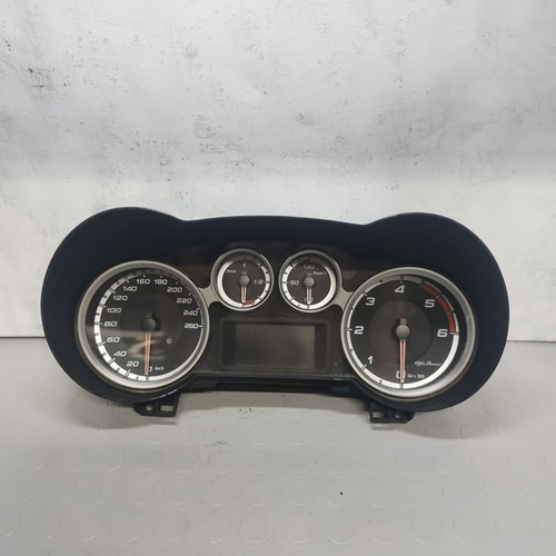 Quadro strumenti alfa romeo - quadro,