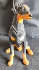 Statuina cane Doberman Pinscher artisti country ornamento da collezione #02612