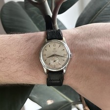 Elegante orologio meccanico