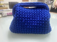 Borse da donna lavorate a