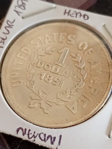 Moneta 1 dollaro - 1,