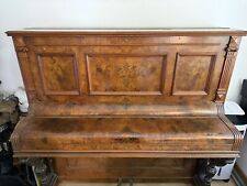 pianoforte verticale usato In Radica Di Noce