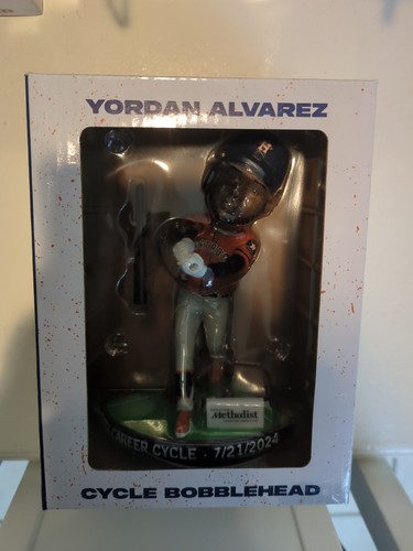 Yordan alvarez cycle - yordan,