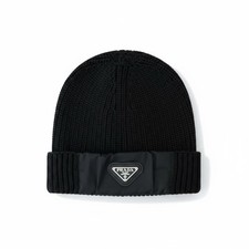 Prada berretto di lusso